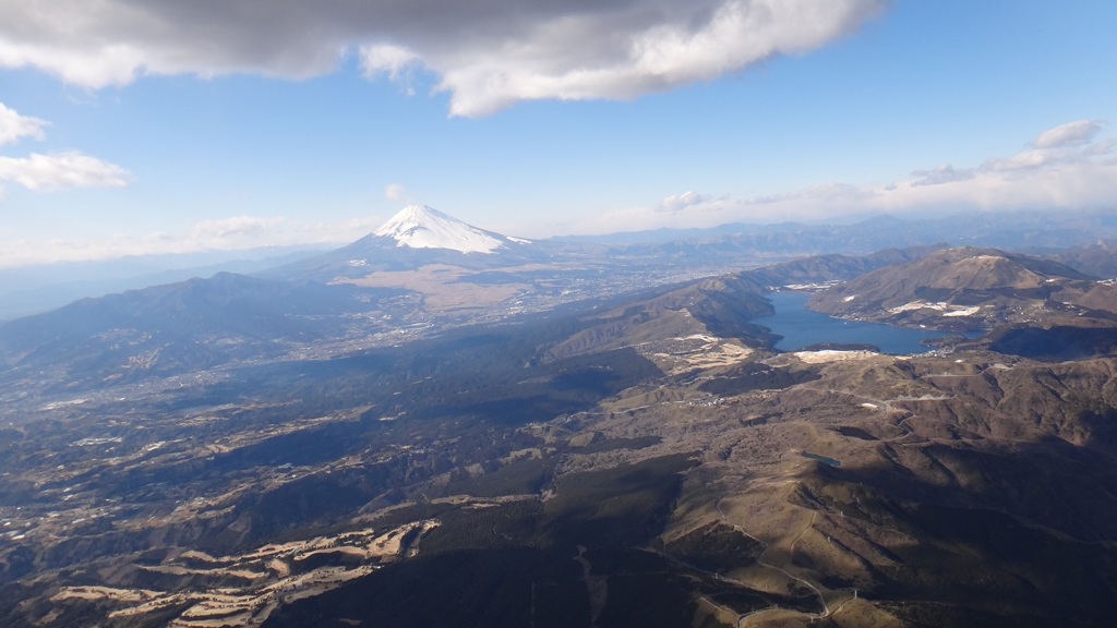 2011年2月18日　丹那　富士山、芦ノ湖