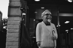 カーネルサンダースが行く？