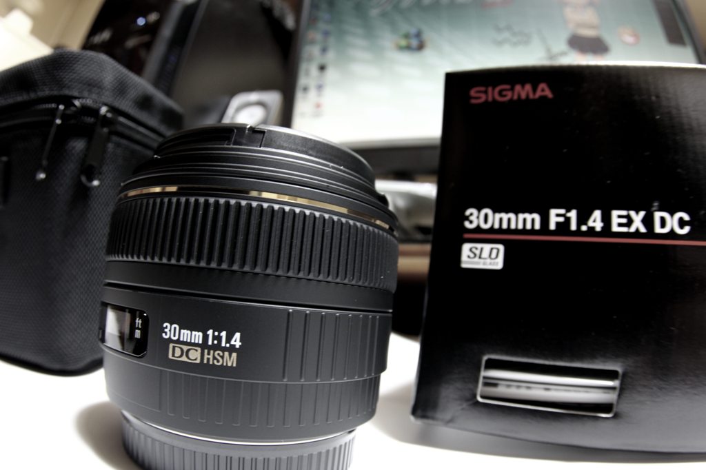シグマ 30mm F1.4 来たる!!