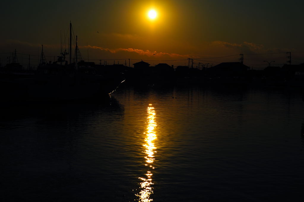 漁港の夕景