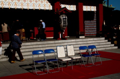 神前にて