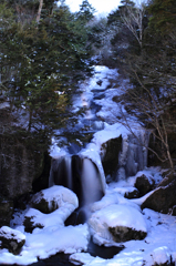 冬の滝