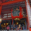 浅草寺本堂の大提灯