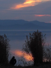 黄昏の湖畔