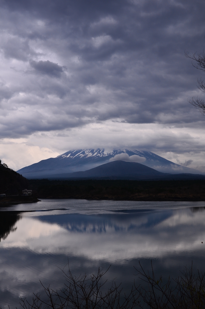 雲りの富士