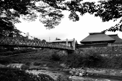 大出のつり橋