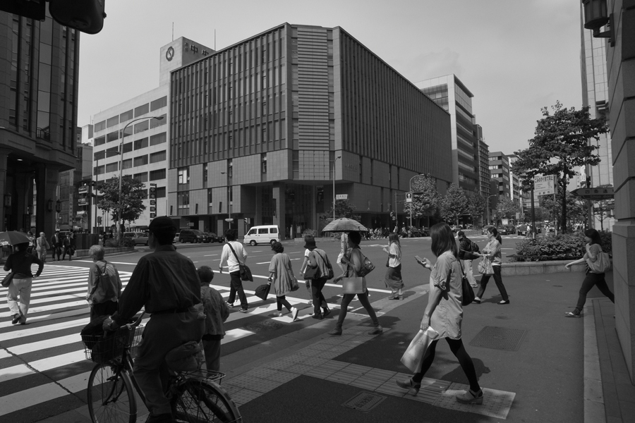 R0012452