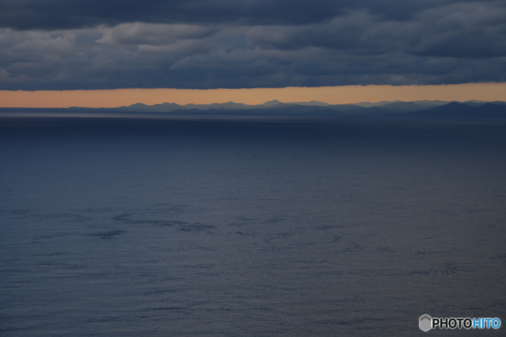 冬の海と空②