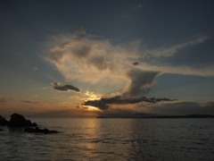 江ノ島に沈む夕陽