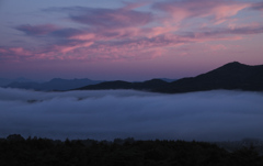 雲海と朝焼け