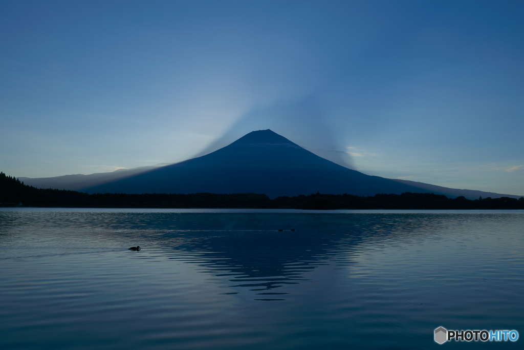 富嶽よ永遠に～太陽を待つ間に