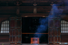 円覚寺の煙