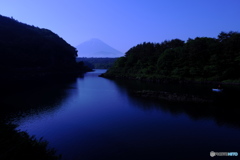 富嶽よ永遠に～青い朝