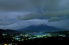 富嶽よ永遠に～雲また雲