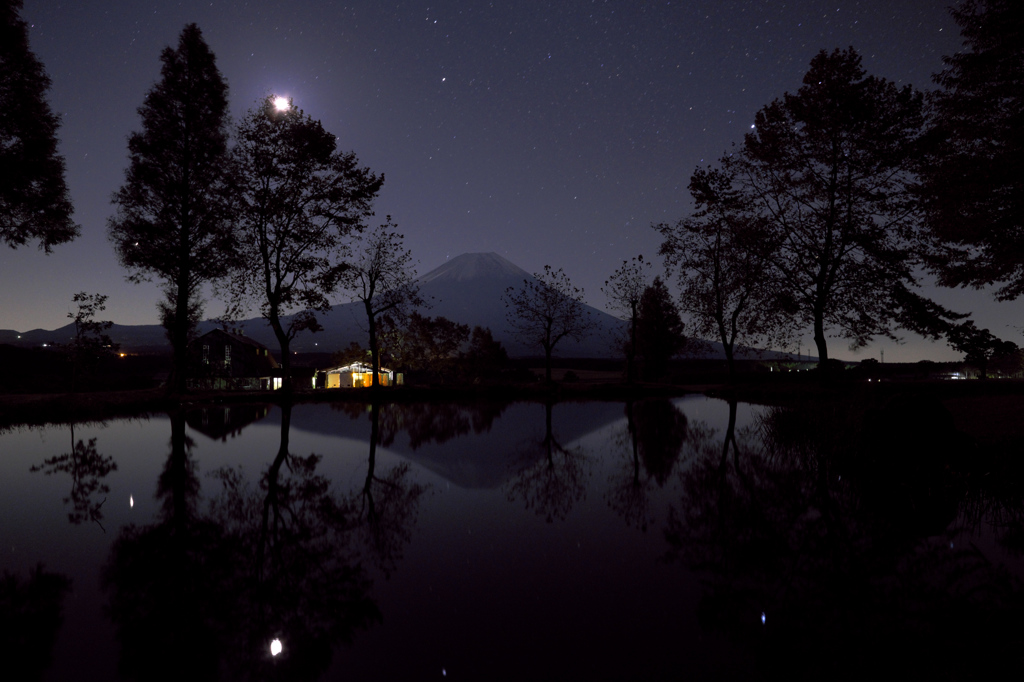 富嶽よ永遠に～月夜にようこそ