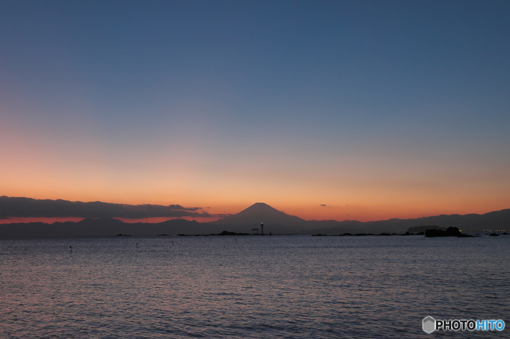富嶽よ永遠に～夕焼けシルエット