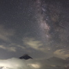 富嶽よ永遠に～雲海に立つ