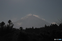 富嶽よ永遠に～湧き出る雲