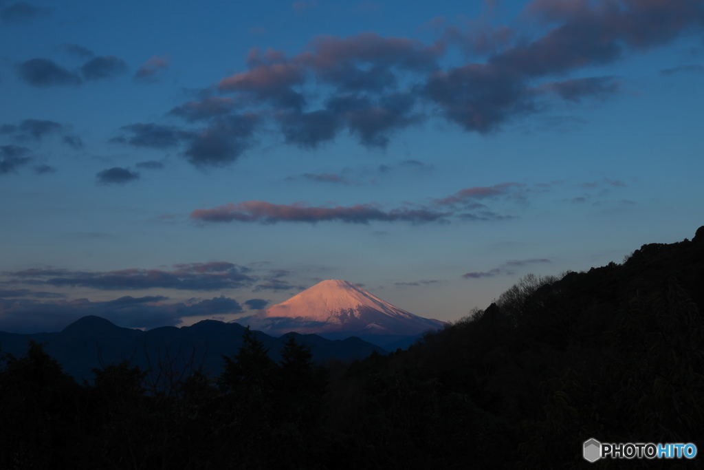 富嶽よ永遠に～師走の紅