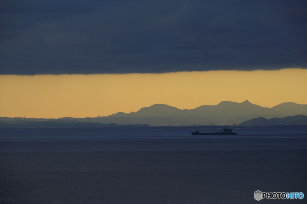 冬の海と空③