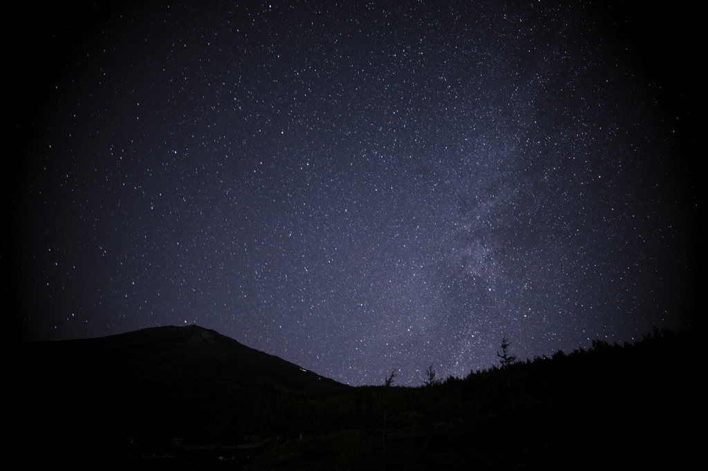 富嶽よ永遠に～五合目の星空