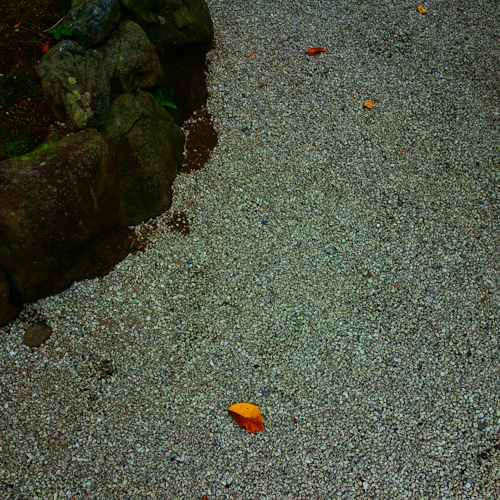構成-62／Particles and rocks of stones