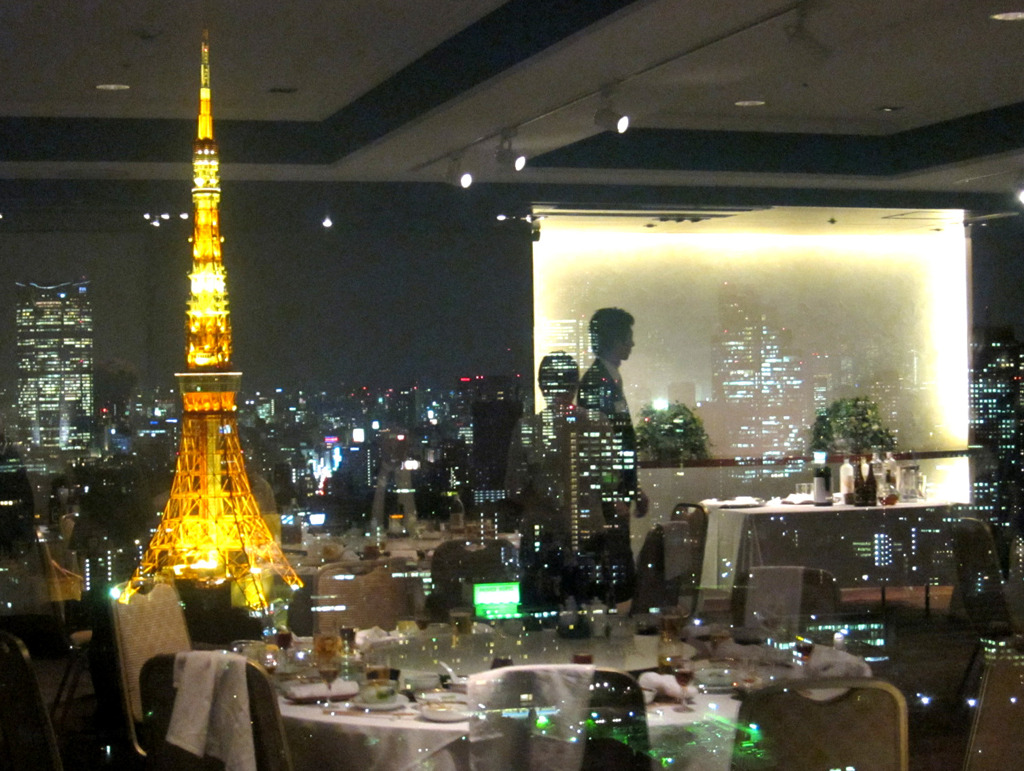 反射-72／A dinner with the tower 
