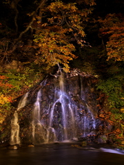 夜の不動の滝
