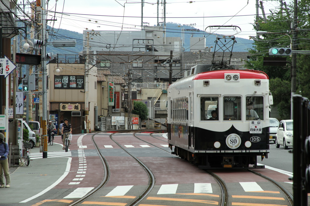 路面パトカー