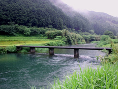 四万十川　雨情、沈下橋。