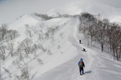 厳冬期の谷川岳　熊穴沢避難小屋へ