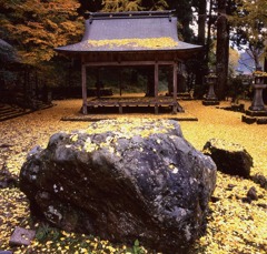 落葉神社
