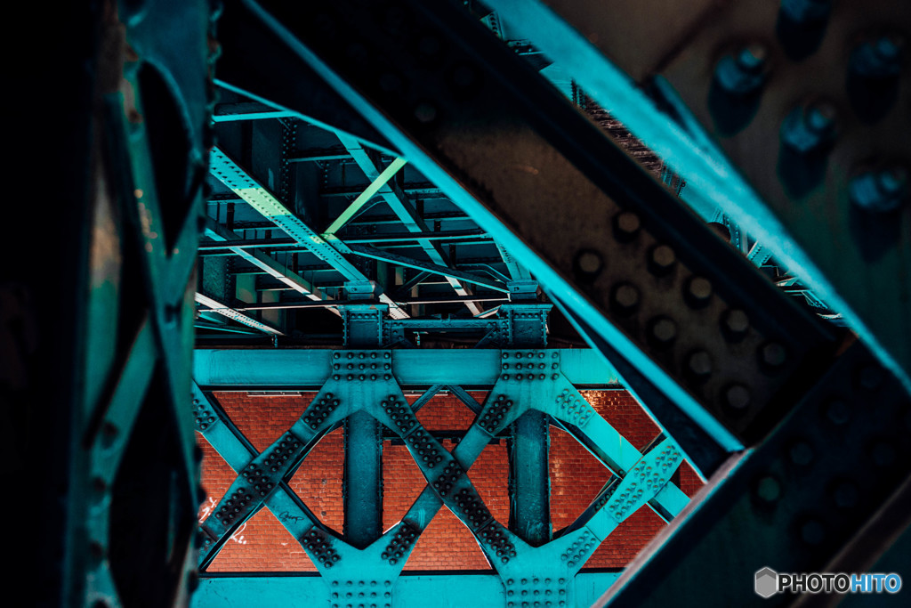 Iron & brick２