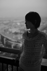 女の居場所