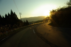 朝日に向かって