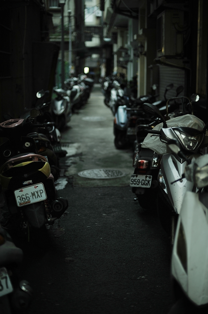 台北路地裏雑景