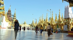 shwedagon pagoda