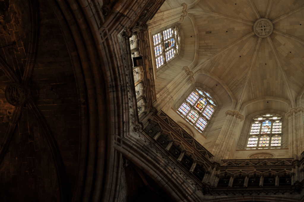 white ceiling