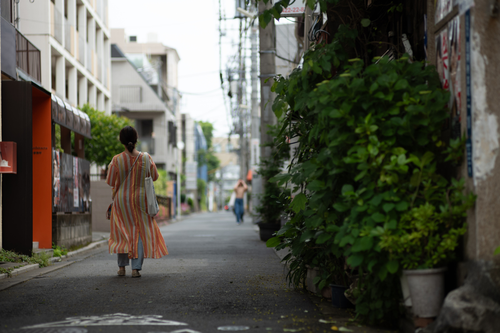中道通から路地裏へ