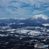 秋田駒を従えて