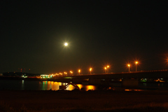 20100819秋田大橋夜景05_15Ｓ ISO400