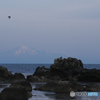 春霞の鳥海遥か