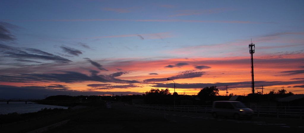 20100614帰り道_夕焼け003GX200