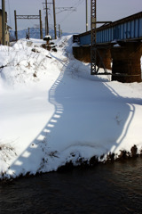 小さな鉄橋