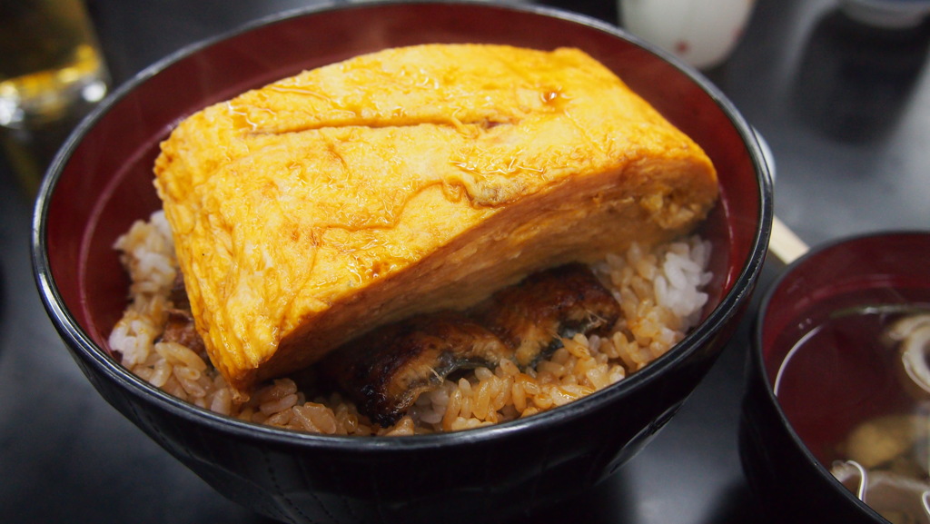 かねよの鰻丼