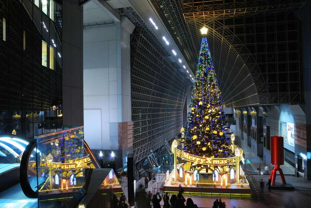 京都駅ビル　メリー苦しみます