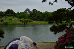 岡山城と傘