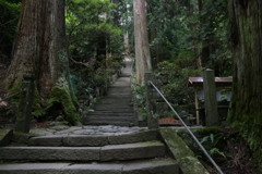 夏の室生寺　奥之院へ