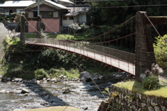 消える吊り橋