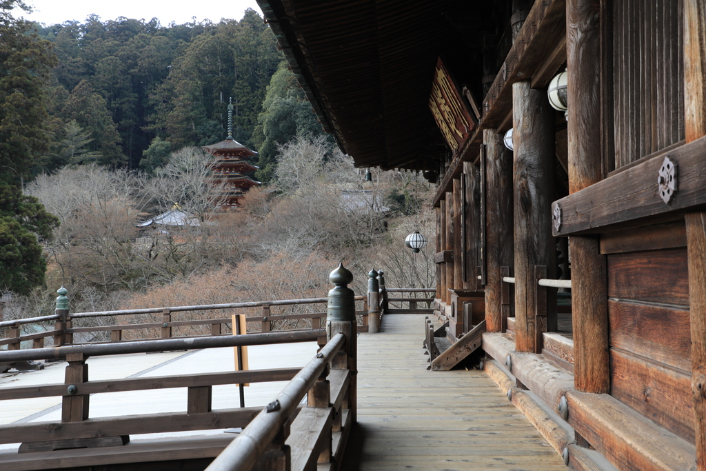 長谷寺　本堂の舞台